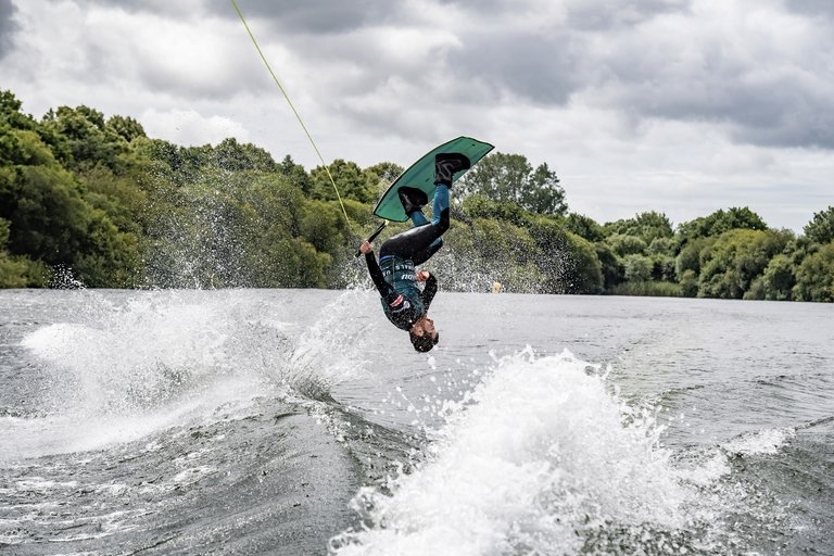 Morgan Thomas at the 2022 Malibu Boats UK Wakeboard And Wakesurf Nationals - Photo Mantis Pro Media